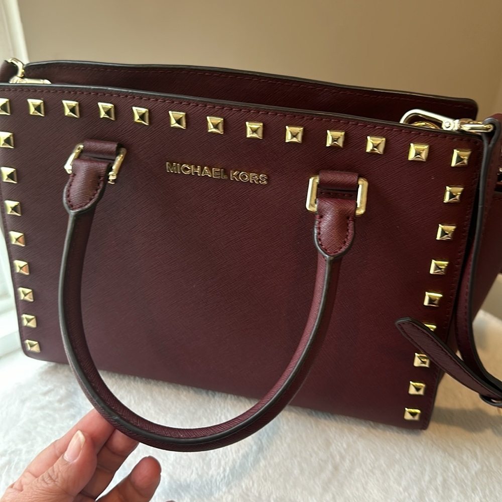 Michael Kors Studded Salma bad and Wallet - Picture 3 of 8